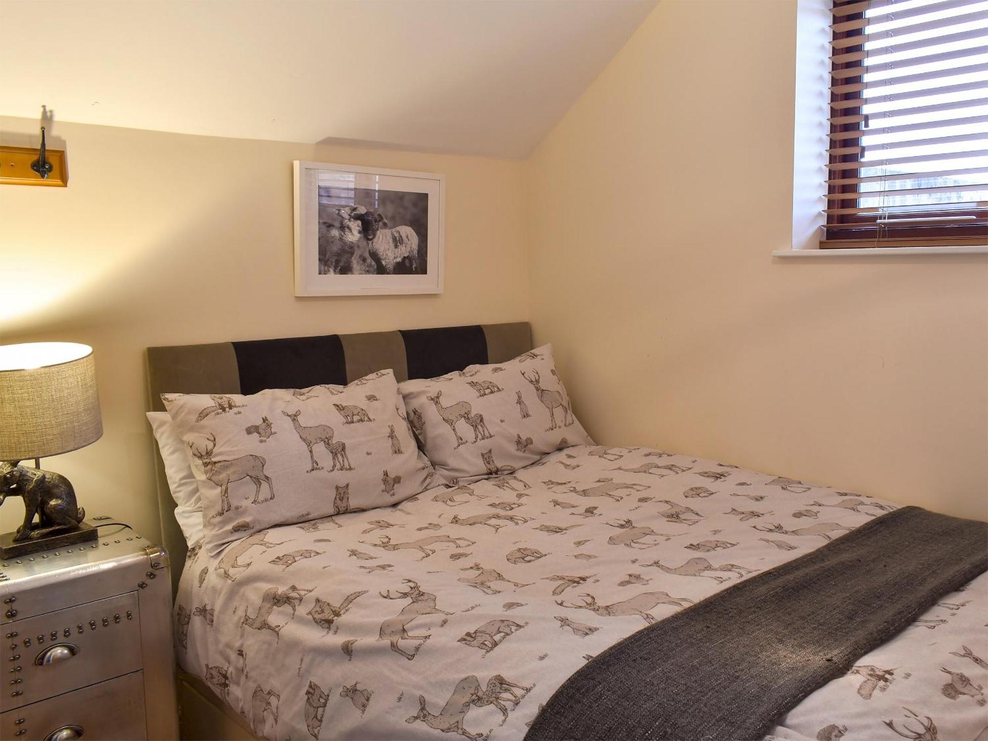 Sparrow - Uk30747 Holiday home